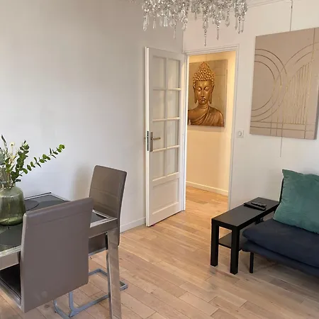 Apartment Tres Joli Mignon Confortable A Paris